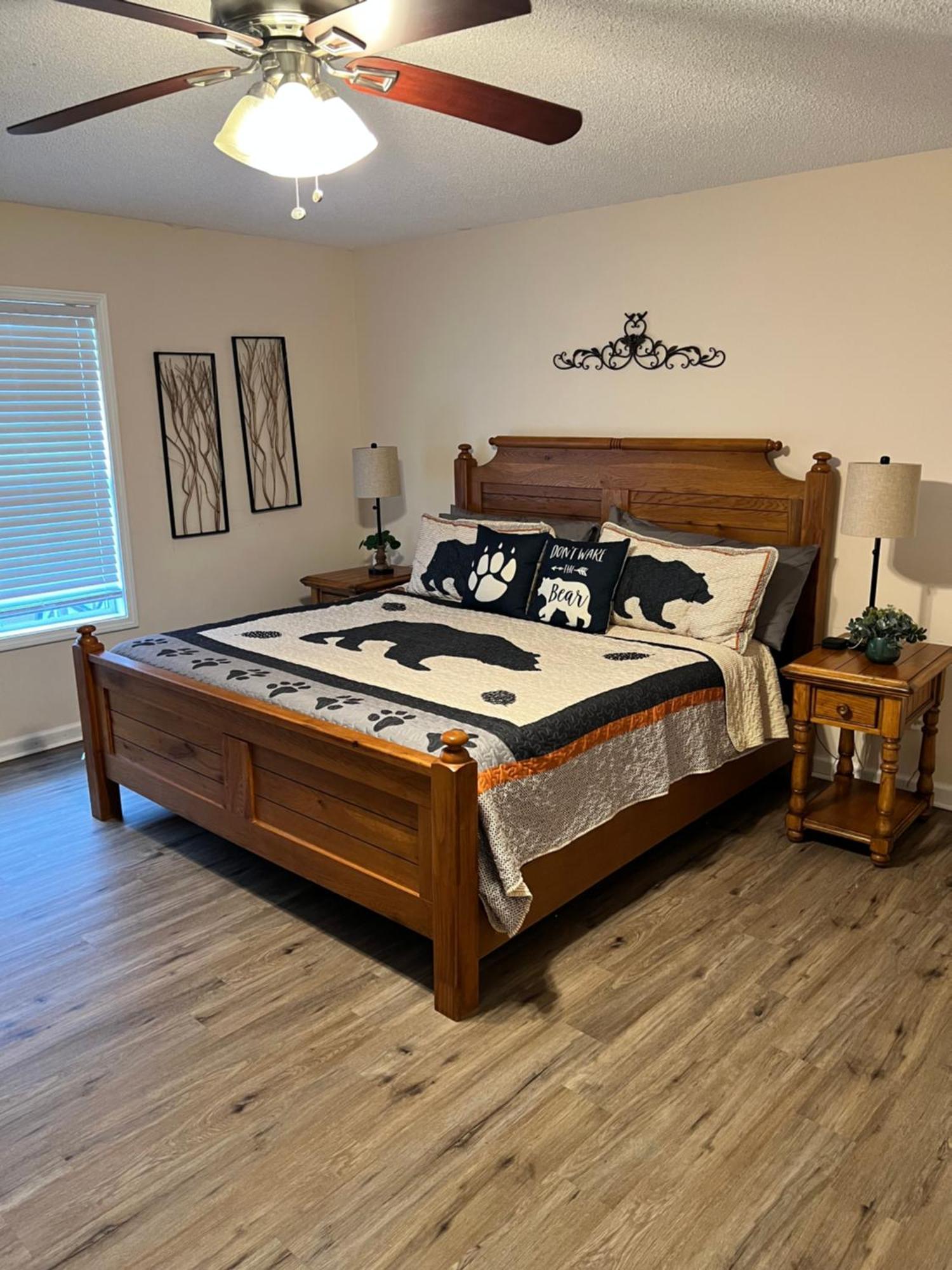 Bears Valley Inn - Great Location! - Peaceful, Children And Dog Friendly Retreat - Less Than 15 Min To All Attractions - Private Pool Club & Fishing Hole - Game Room With Tv Sevierville Exterior foto